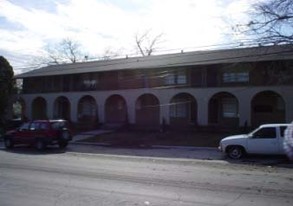 5936 Reiger Ave Apartamentos