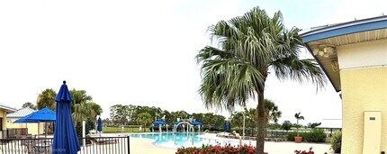 6982 Mexican Hat Dr in Sebring, FL - Foto de edificio - Building Photo