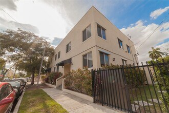 1469 SW 5th St in Miami, FL - Building Photo - Building Photo