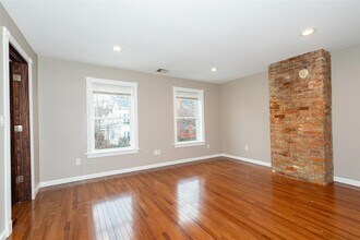204 Mill St in Poughkeepsie, NY - Building Photo - Building Photo