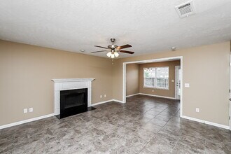319 Sarna Dr in La Vergne, TN - Building Photo - Building Photo