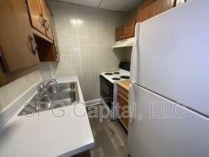 2 E King St in Littlestown, PA - Building Photo - Building Photo