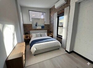 564 Hudson St, Unit PHN in New York, NY - Foto de edificio - Building Photo