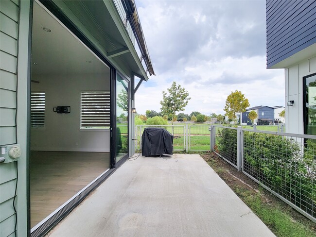 9803 Blissful Pr Ln