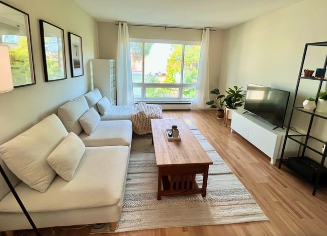 338 Kirkham St, Unit 2 in San Francisco, CA - Foto de edificio - Building Photo