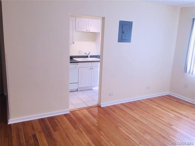 1101 Bellaire St-Unit -101 in Denver, CO - Building Photo - Building Photo