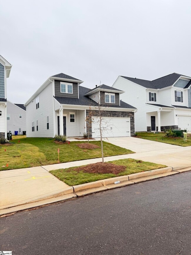 139 Gervais Cir in Greenville, SC - Building Photo - Building Photo