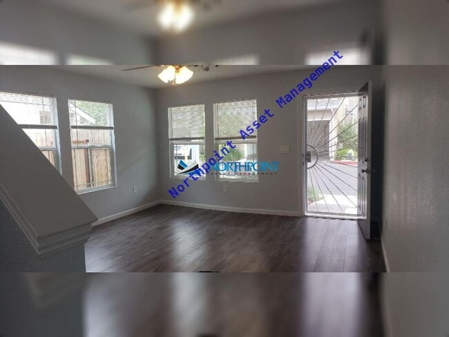 7416 Mimosa Way in Sacramento, CA - Building Photo - Building Photo