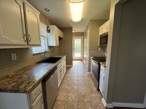 5466 Kayla Dr in Southaven, MS - Building Photo - Building Photo