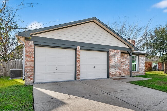 6515 Morrisglen Ct in Houston, TX - Building Photo - Building Photo