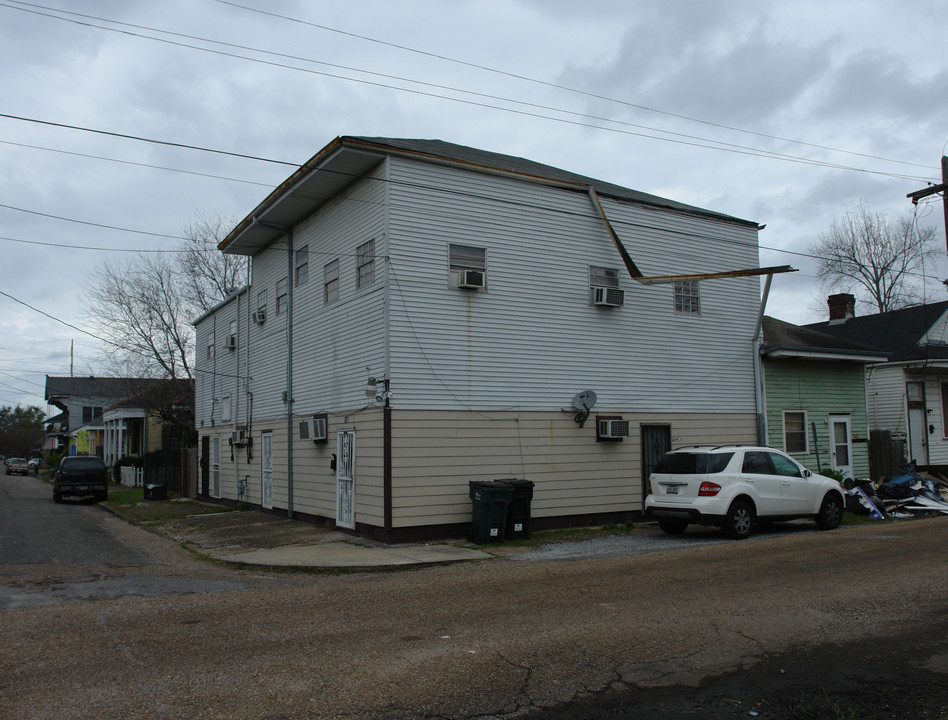 601 8th St in New Orleans, LA - Foto de edificio