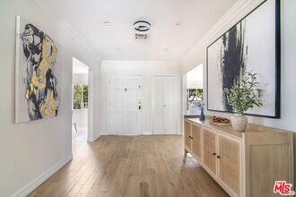 424 Highland Ave in Los Angeles, CA - Building Photo - Building Photo