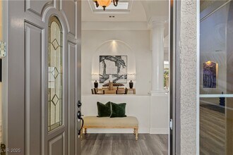 9421 Queen Charlotte Dr in Las Vegas, NV - Building Photo - Building Photo