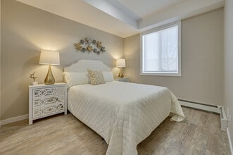 Emerald Hills Landing in Sherwood Park, AB - Building Photo - Building Photo