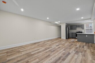 2539 Saint Paul St, Unit Second Flr in Baltimore, MD - Building Photo - Building Photo