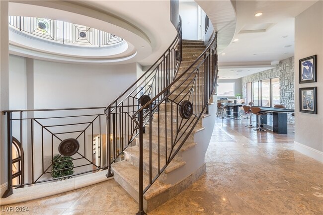 property at 8 Rue Mediterra Dr