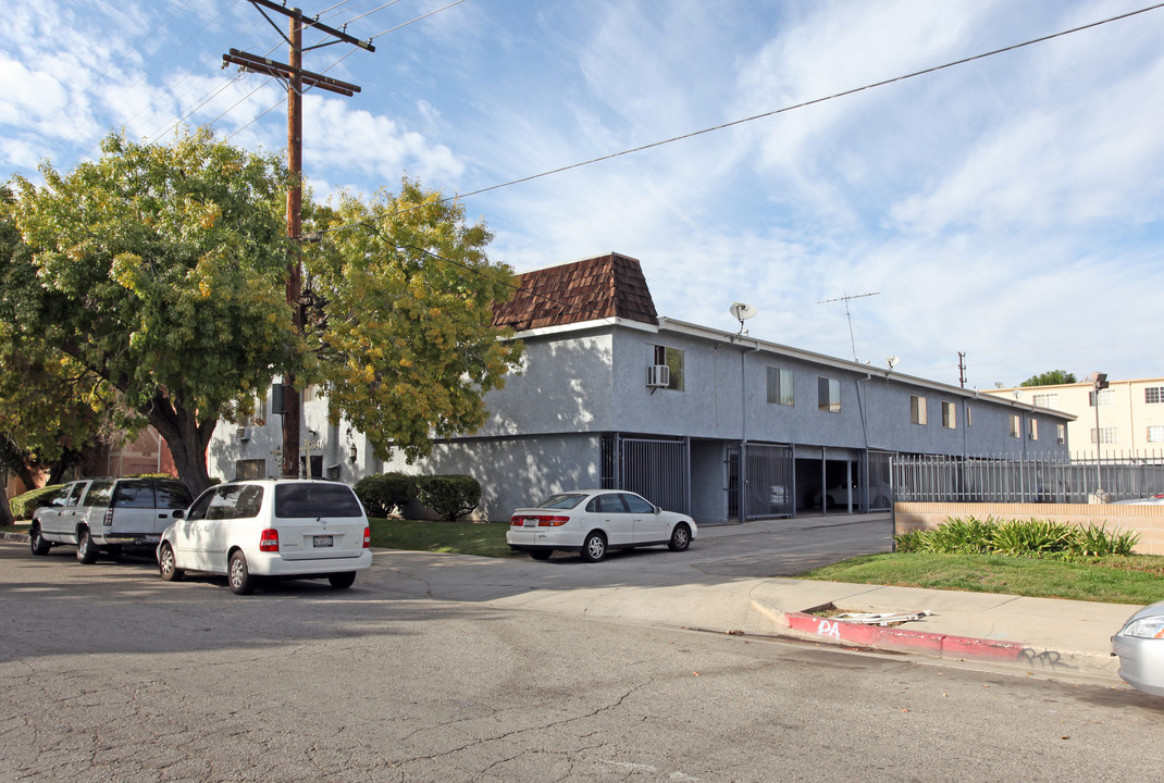 Bryant Street Apartments in Canoga Park, CA - Building Photo