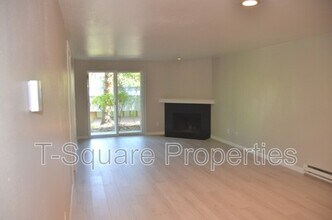 726 Kirkland Cir in Kirkland, WA - Building Photo - Building Photo