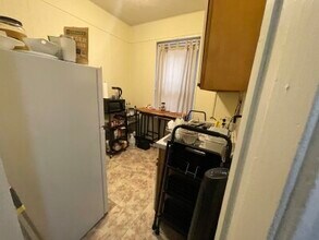 1715 Commonwealth Avenue, Unit 19 in Boston, MA - Building Photo - Building Photo