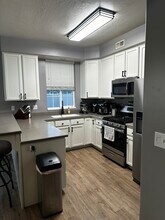 968 Chelsea Ln in North Salt Lake, UT - Building Photo - Building Photo