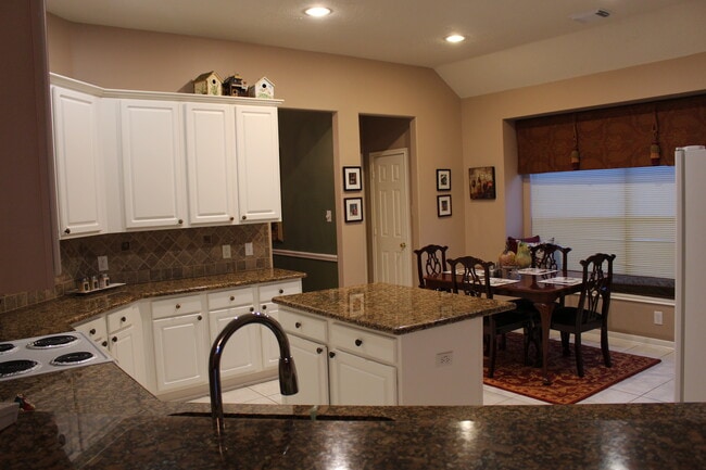4417 Blooming Garden Ct in League City, TX - Building Photo - Building Photo