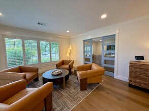 1833 Pandora Dr, Unit 0600002 in Sarasota, FL - Building Photo - Building Photo