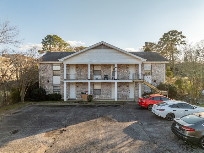 property at 116 Manor Cir