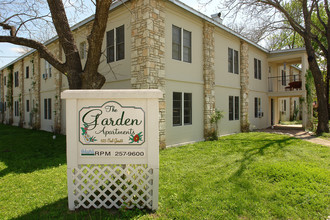 The Garden Apartments in Kerrville, TX - Building Photo - Building Photo