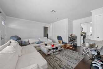 6451 Richard St in San Diego, CA - Building Photo - Building Photo