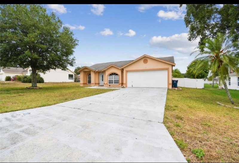 794 Barclay Terrace in Lake Wales, FL - Building Photo