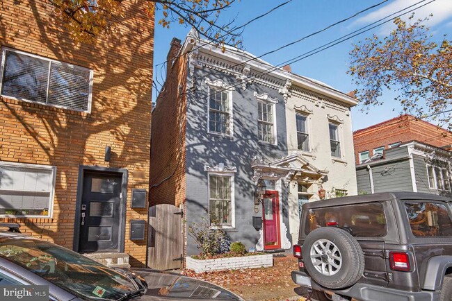 property at 220 N Patrick St