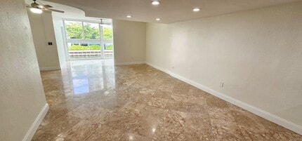 3745 NE 171st St in Aventura, FL - Building Photo - Building Photo