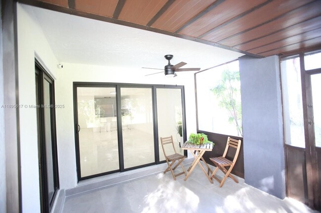 property at 510 W Park Dr