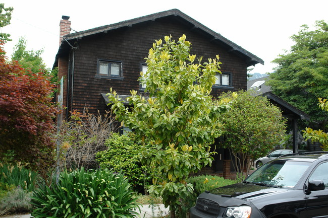 2843 Forest Ave in Berkeley, CA - Building Photo - Building Photo