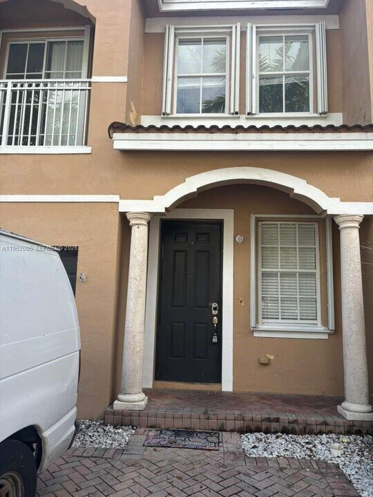 2532 SE 15th Ct in Homestead, FL - Building Photo