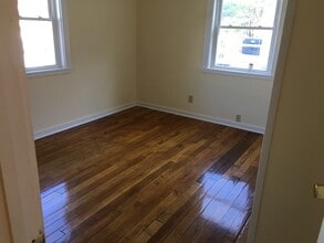 11 Adams Ct in Bath, ME - Foto de edificio - Building Photo