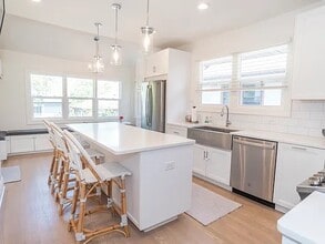 22 N Madison Ave in La Grange, IL - Building Photo - Building Photo