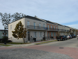 1973-1959 Laurel St Park Apartments