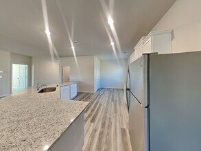 1150 Amadas Dr, Unit 16B in Locust Grove, GA - Building Photo - Building Photo