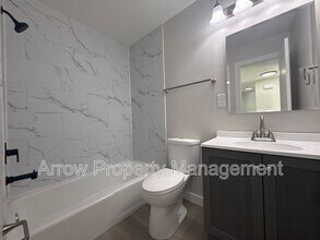 2119 Arbor St in Omaha, NE - Foto de edificio - Building Photo