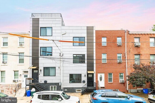 property at 2726 Edgemont St