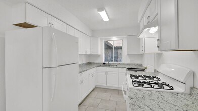 7107 Tumbleweed Dr in Austin, TX - Building Photo - Building Photo