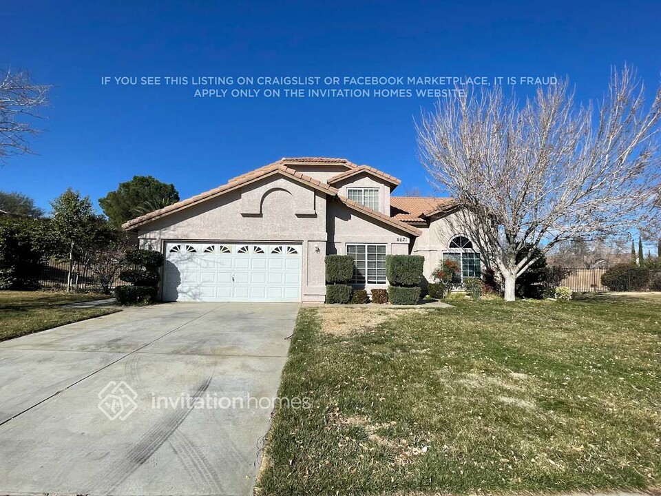 4621 Starstone Ct in Palmdale, CA - Building Photo