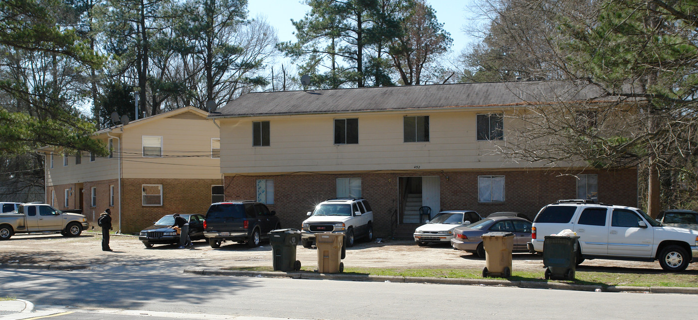 Dacian Quads in Raleigh, NC - Building Photo