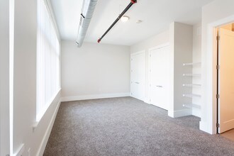 499 Franklin in Buffalo, NY - Foto de edificio - Interior Photo