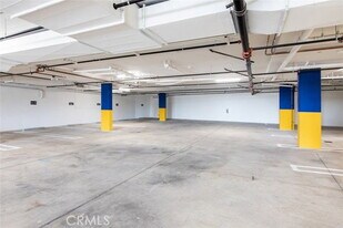 2225 Mira Vista Ave in Montrose, CA - Building Photo