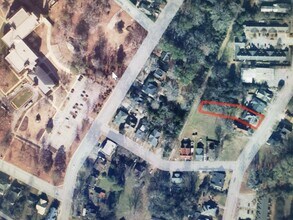 215 Grace St, Unit C in Greenwood, SC - Building Photo - Building Photo