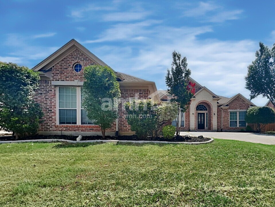 4456 Young Dr in Carrollton, TX - Building Photo