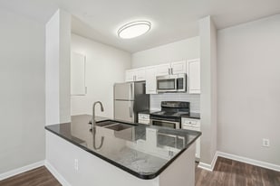 SYNC at Ten Oaks in Lawrenceville, GA - Building Photo