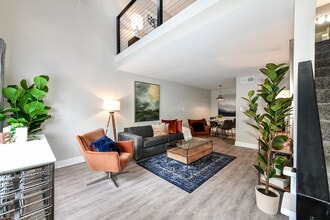 Arrive Vinings in Atlanta, GA - Foto de edificio - Building Photo